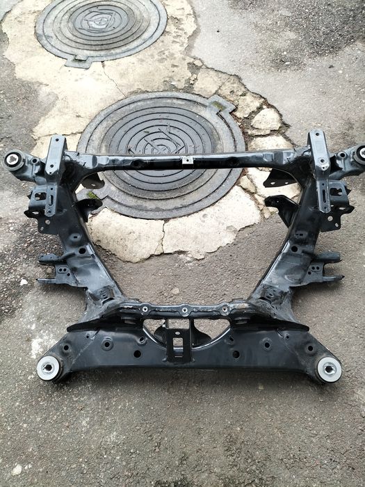 Підрамник (балка) задній tesla model 3