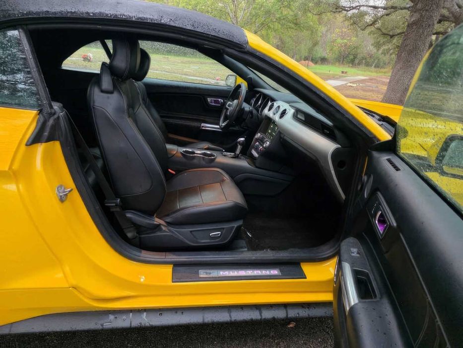 Ford Mustang EcoBoost Premium      2017