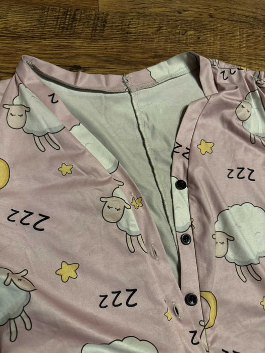 Piżama jednoczęściowa, śpioszki, różowa, owce, księżyce, krótka S lato