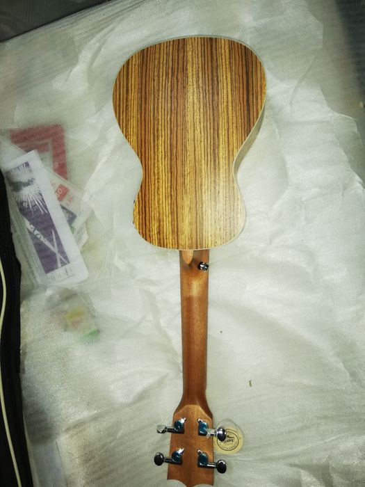 ukulele concerto zebrano