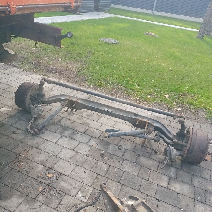 Балка на mercedes 814