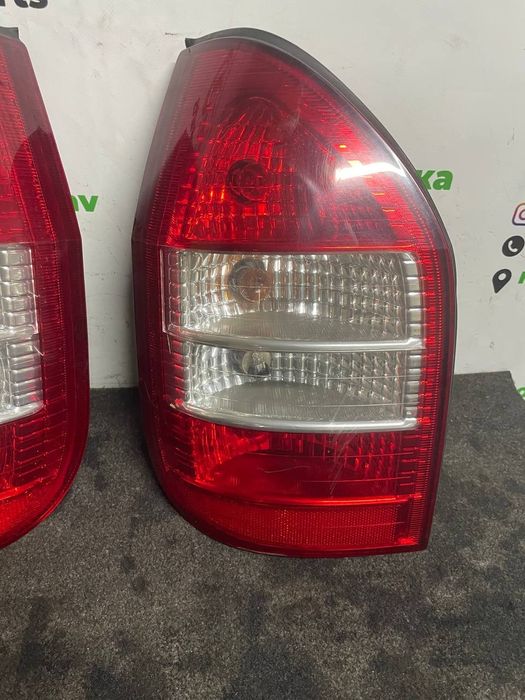 Стопи Стоп Ліхтарі Фонарь Фара Фари Opel Zafira A B Опель Зафіра Corsa