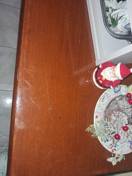 Mesa de madeira maciça434690421540802562