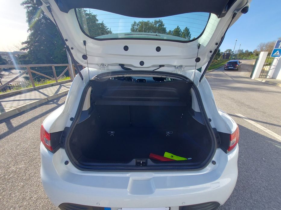 Renault Clio IV 1.5 DCI Nacional 2018 1 Dono Como Novo