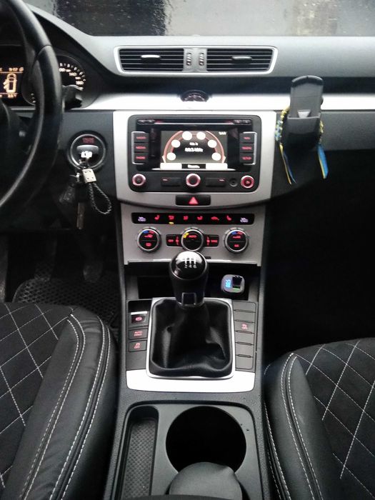 Вольцваген пасат б7,2.0 дизель,2014 рік