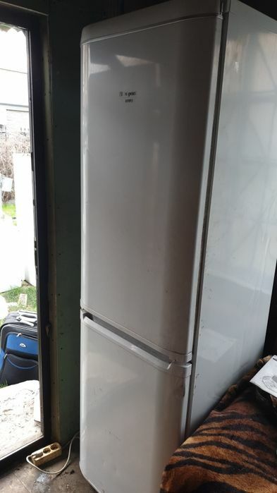 Аристон двухмоторный продам, 2 метра