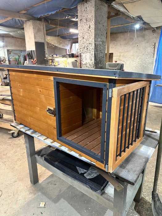 Утеплена буда для собаки з тамбуром та дверцятами!