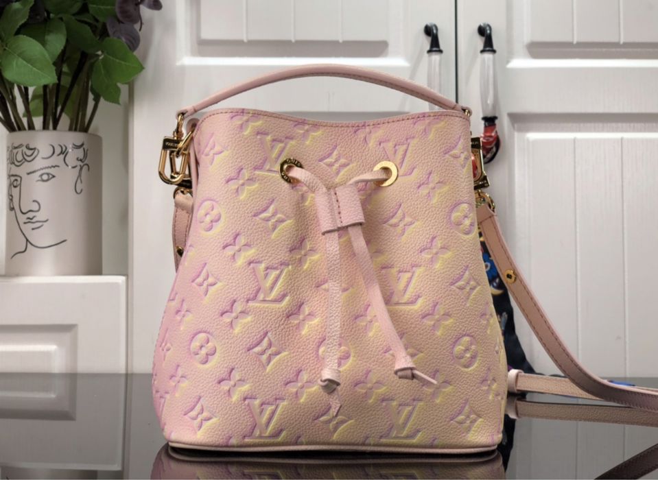 Mala Louis Vuitton Neonoe