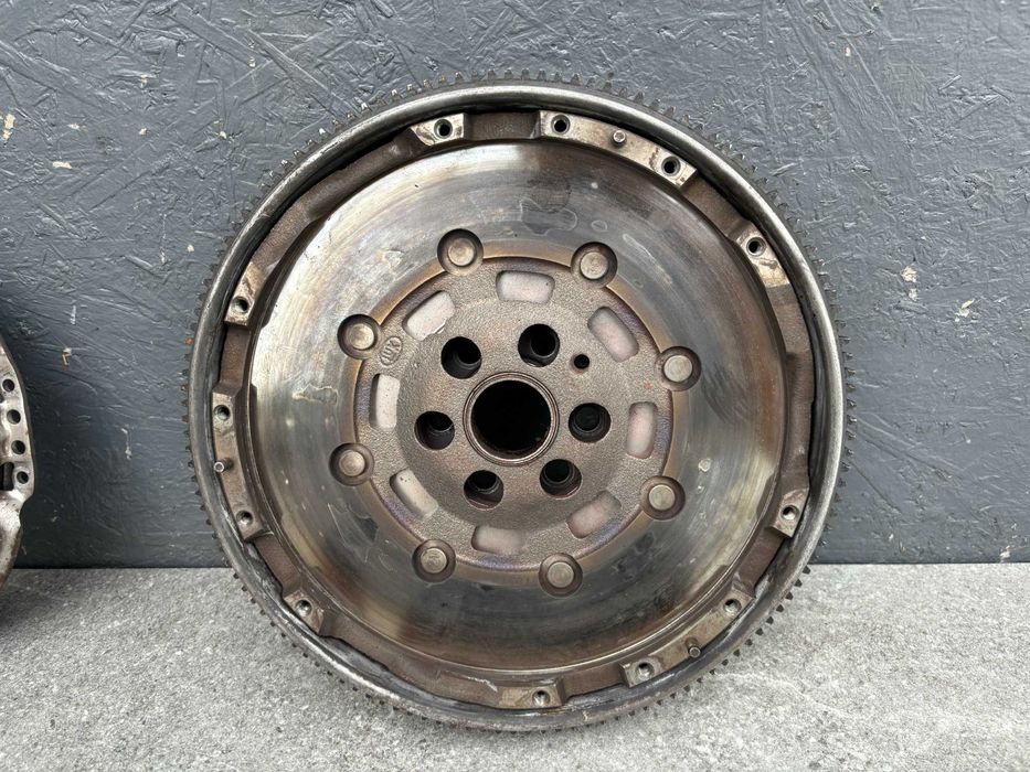 Зчеплення Корзина Диск Маховик Демпфер VW Golf 4 Skoda Octavia 1.9