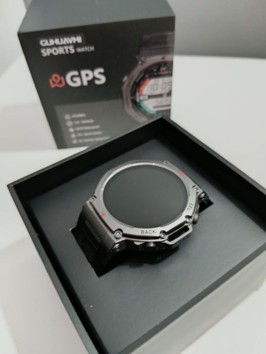 Smartwatch sportowy z GPS na prezent