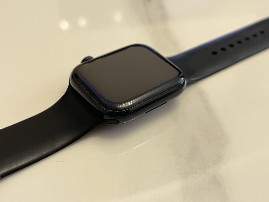 Apple Watch 8 series Midnight GPS 45 mm (годинник Епл Вотч 8)