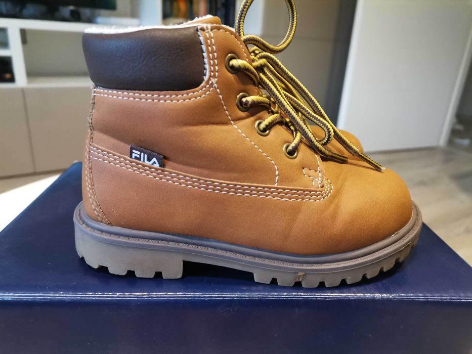 Buty-traperki FILA.