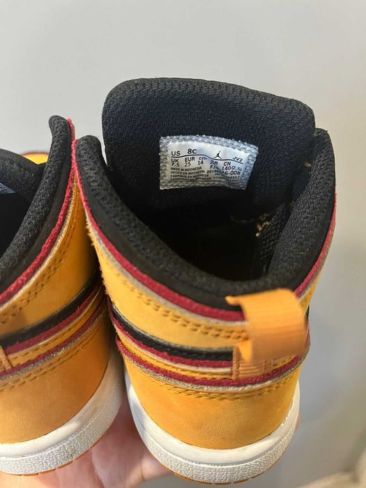 Дитячі кросівки Nike Jordan.