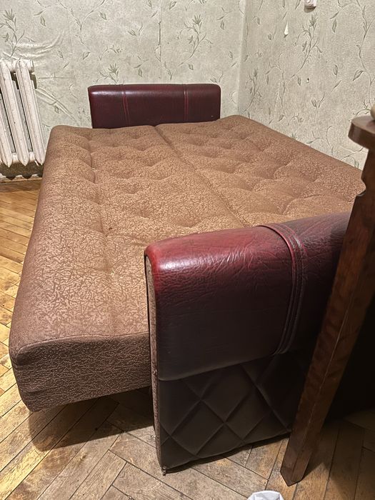 Диван безкоштовно