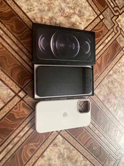 iPhone 12 Pro Max на 128GB