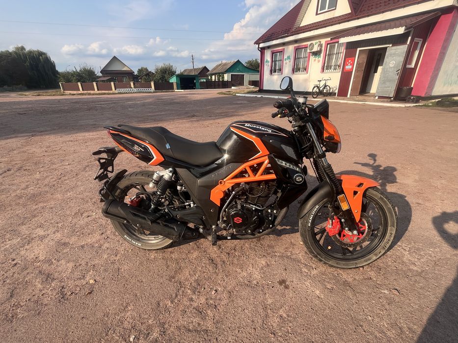 Мотоцкл xtreet250