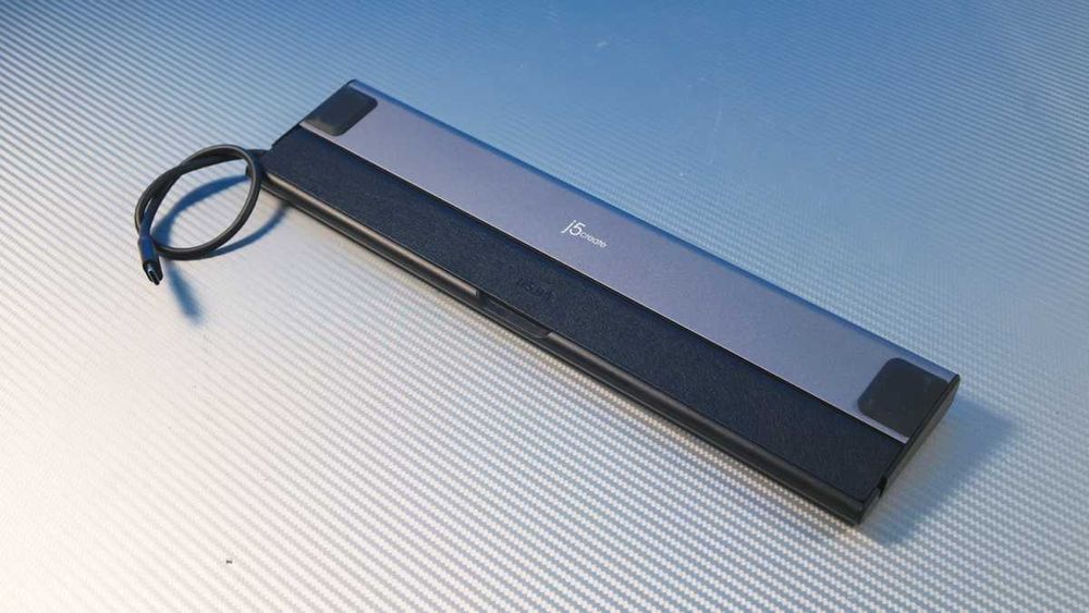 j5create JCD554, USB4 хаб (40 ГБІТ ПІД AMD, компактний хаб 12-в-1)