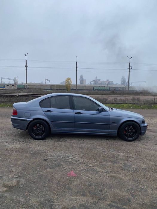 Продам BMW Е46 320D.