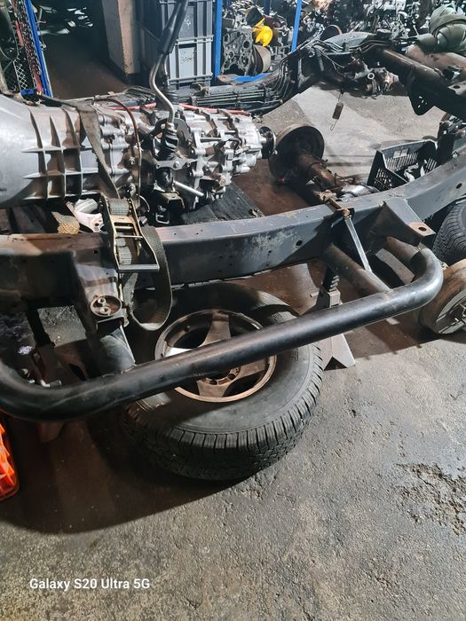 Nissan patrol y260 para-choques  e estribos