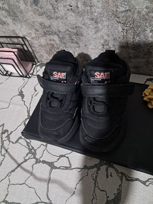 Зимове взуття тепле