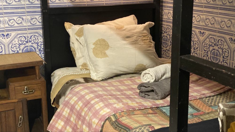 Quarto partilhado em mini-quintinha – c/ animais e horta biológica