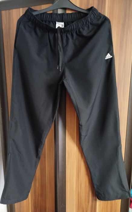Spodnie dresowe męskie Adidas rozmiar M stan idealny