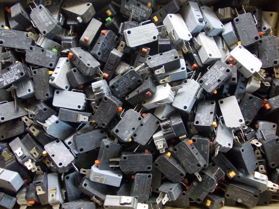 Концевик, микрик, микровыключатель 16A 250V для СВЧ-печи. Цена за 4шт