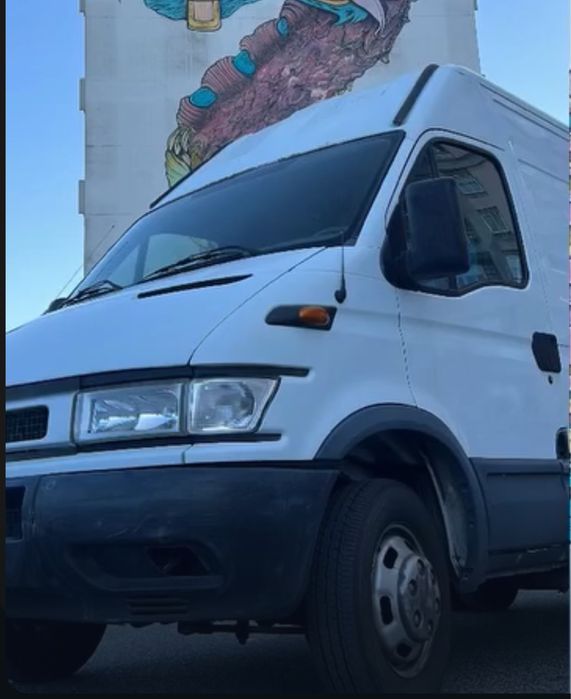 Carrinha Iveco Daily para alugar