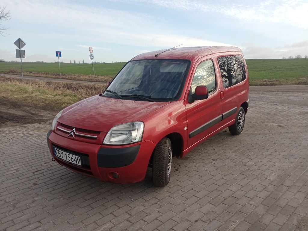 Citroen Berlingo 1.6 Hdi Salon Czarże • Olx.pl