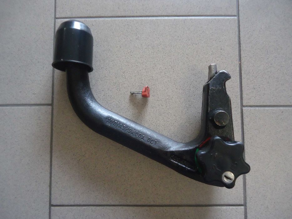 ORYGINALNA Kula Zaczep Hak Holowniczy VW Golf IV Audi A3 8L Octavia I
