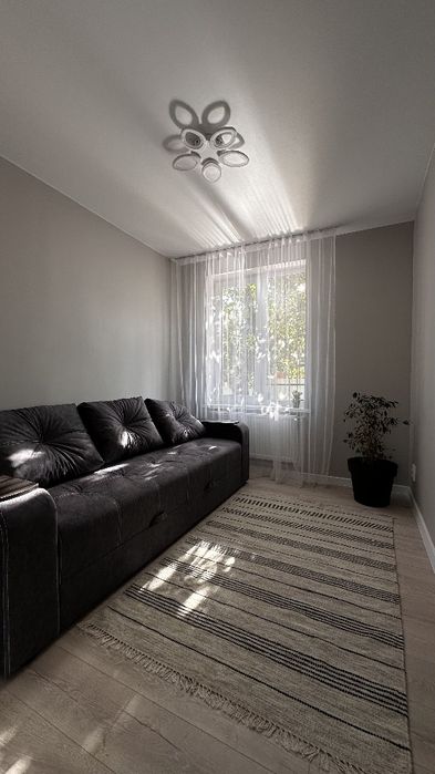 Будинок подобово з вуличним джакузі та басейном