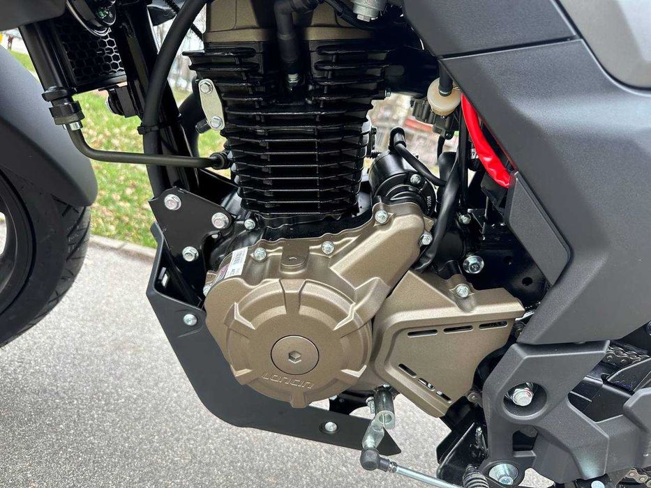 Мотоцикл Loncin CR250 4V NEW 171 YMM 24 к.с.