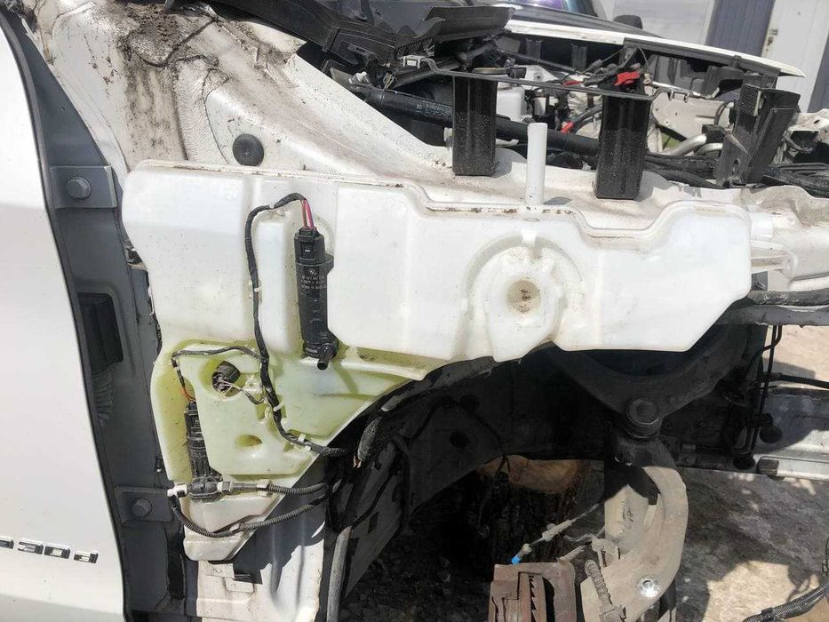Бачек Омывателя BMW X5 F15 3.0d Бачок Омивача Омивателя БМВ Х5 Ф15