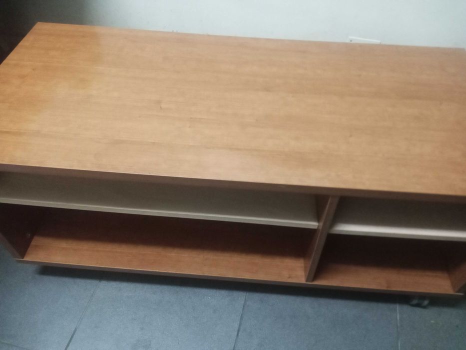 Móvel para TV ou outros afins