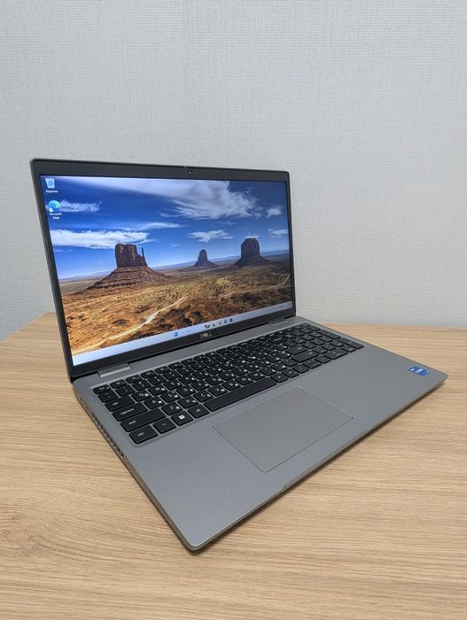 Dell Latitude 5520/15,6” FHD IPS/i5 1135G7/16GB/SSD 256/Iris XE