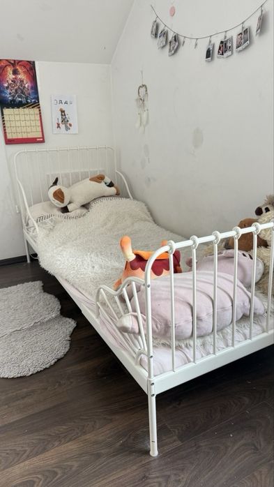 Біле Металеве Ліжко IKEA