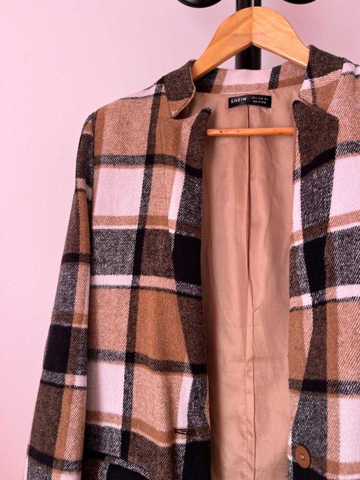 Casaco padrão quadrados