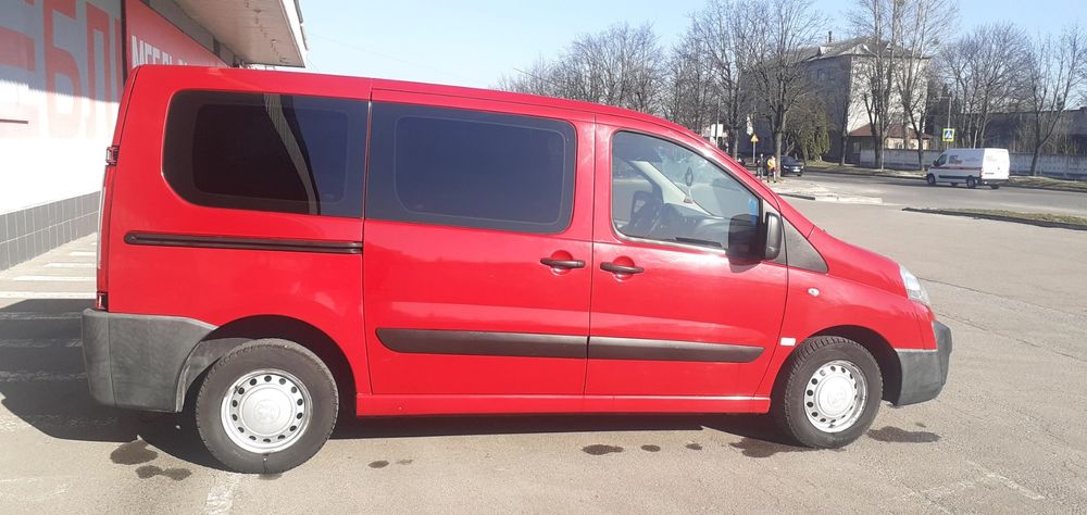 Пежо експерт пасажир 9м