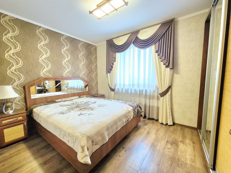 Здається 3-х кв з Автономним опаленням перша здача початок Богунії