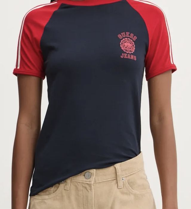 Жіноча футболка Guess