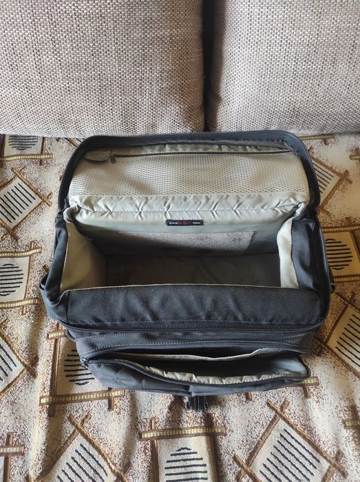 Сумка для відеокамери Lowepro Nova 5 aw