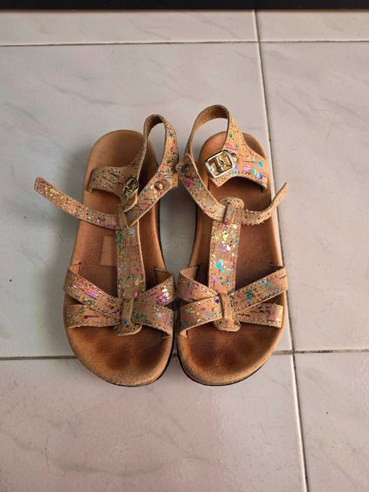 Sandálias meninas (tamanho ~32.5)