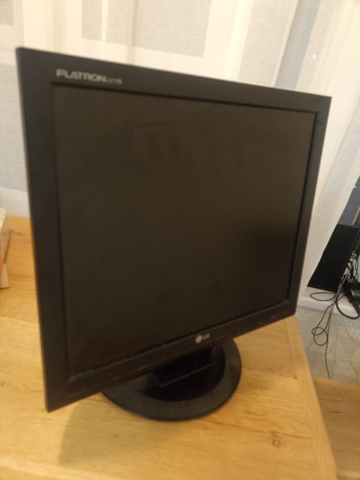 Комп'ютерний монітор LG 17"