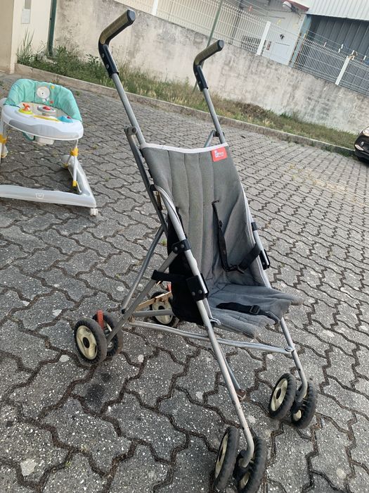 Carrinho de bebe passeio