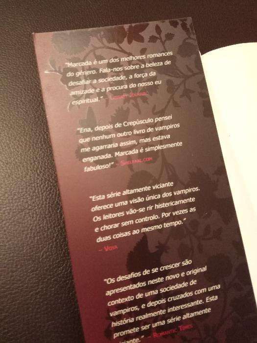 Livro- Marcada- P. C. Cast + Kristin Cast
