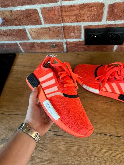 Adidas NMD R1 red
