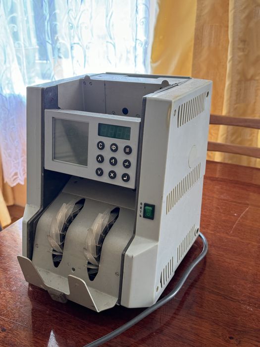 Грошово-лічильна машина Банкнота  1КУ/ бу