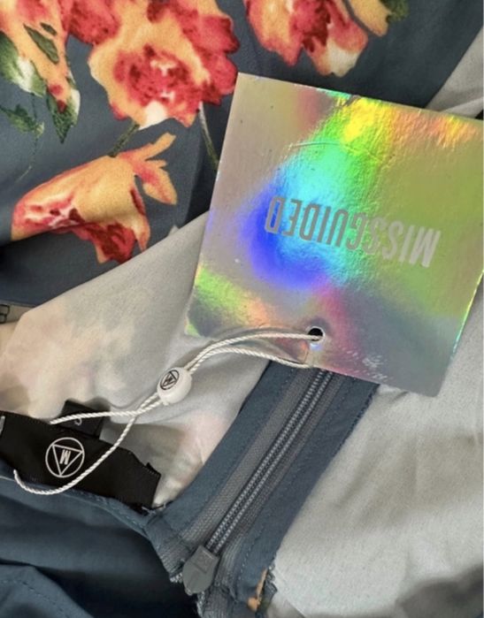 Sukienka w kwiaty S Missguided