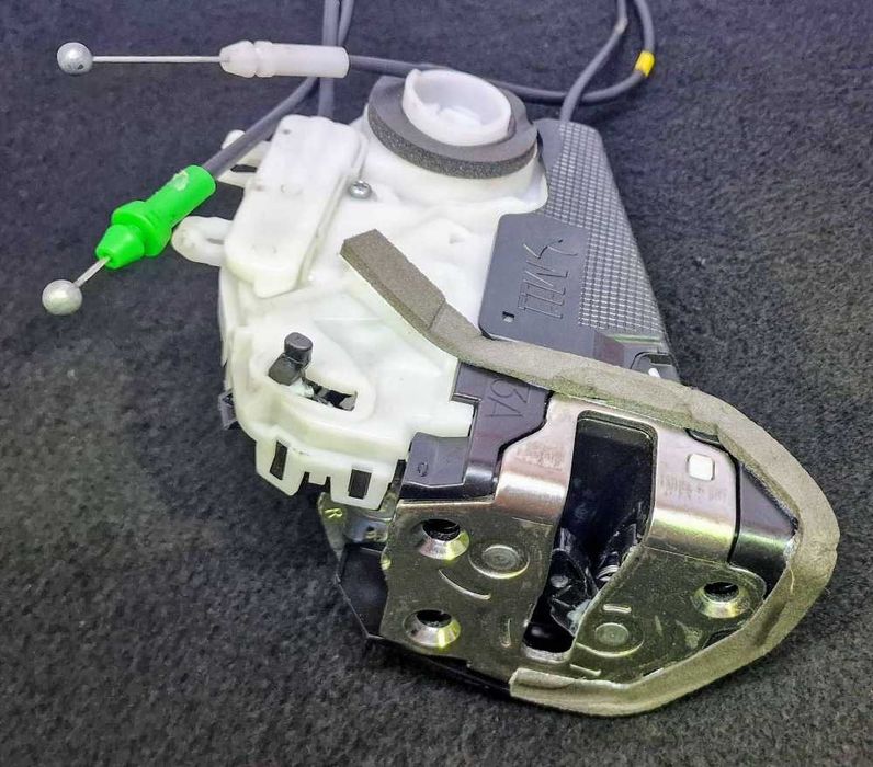 Fechadura / Fecho Porta Frente Direito LAND ROVER RANGE ROVER EVOQUE