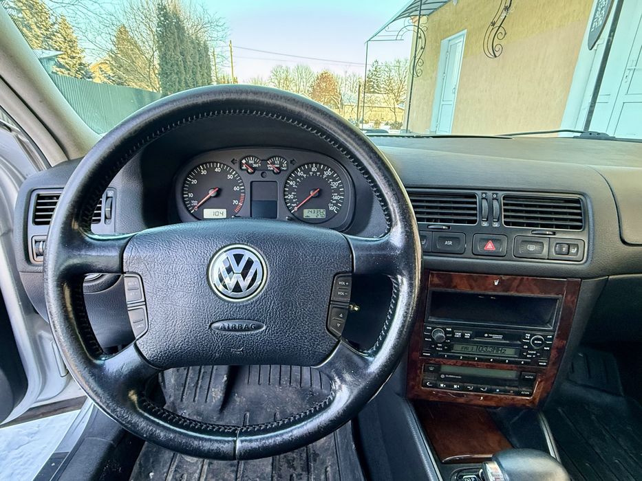Продам VW Jetta mk4 (Golf 4,Bora) VR6